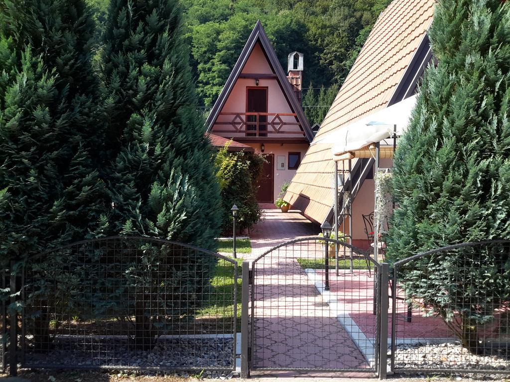 Viola I Detelina Apartments Perucac Extérieur photo